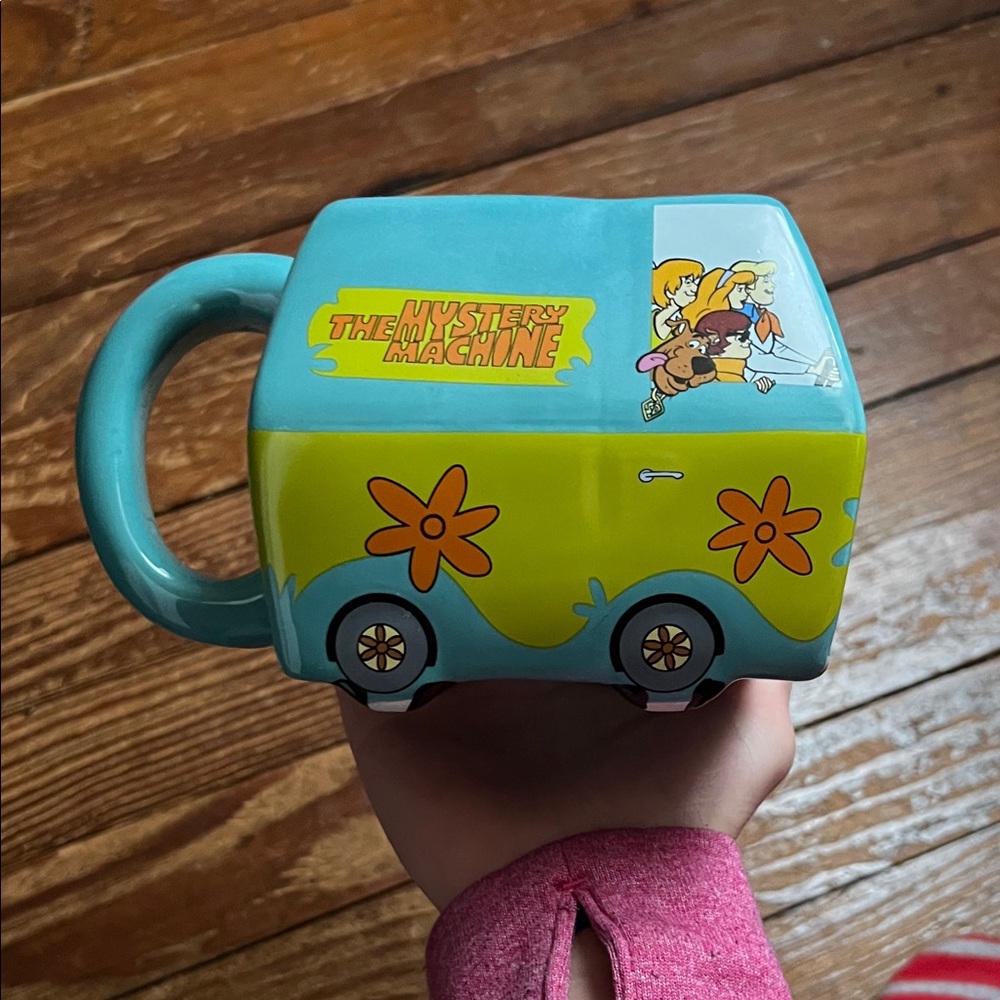 Scooby-Doo Mystery Machine Mug - Blue - Picture 3 of 4